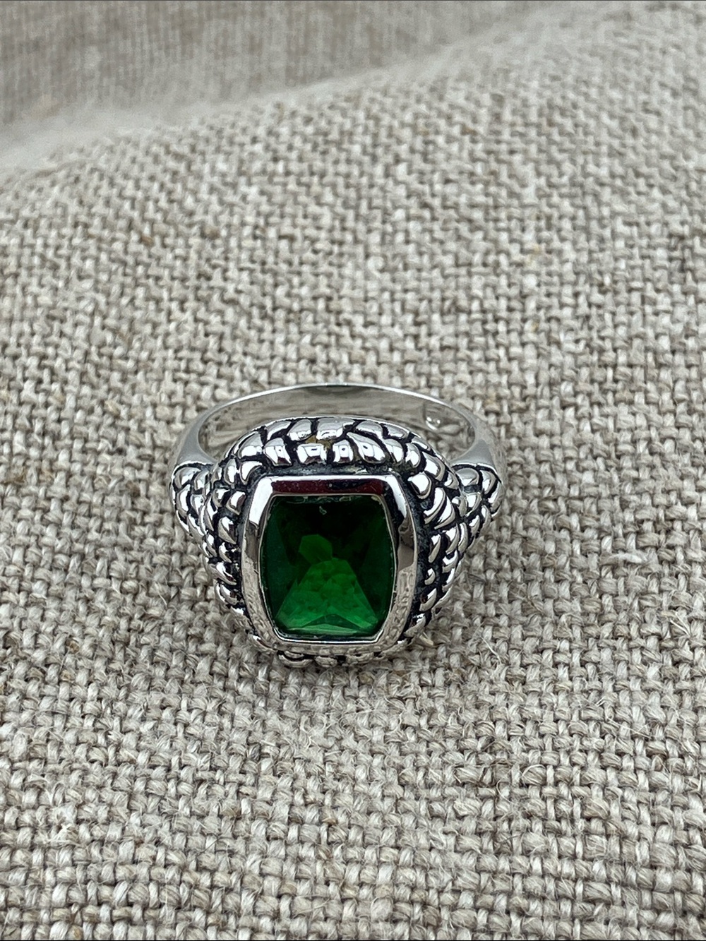 Silver Ring with Emerald Green Cushion-Cut Stone